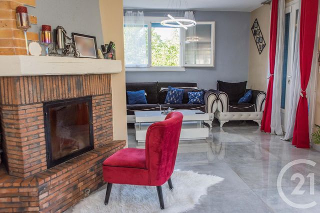 Maison à vendre - 5 pièces - 169,50 m2 - Sathonay Camp - 69 - RHONE-ALPES