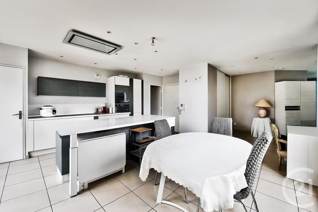 Appartement F4 &agrave; vendre - 4 pi&egrave;ces - 116 m2 - St Maurice De Beynost - 01 - RHONE-ALPES