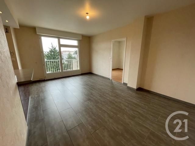 Appartement F3 à louer - 3 pièces - 60 m2 - Fontaines Sur Saone - 69 - RHONE-ALPES