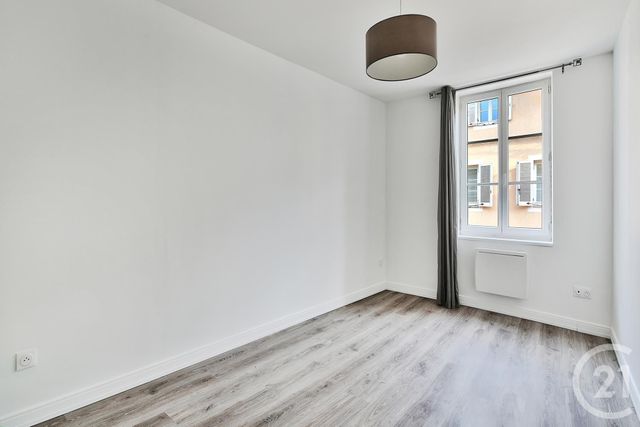 Appartement F3 &agrave; louer - 3 pi&egrave;ces - 54,39 m2 - Montluel - 01 - RHONE-ALPES