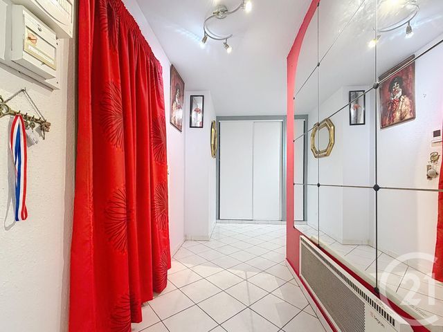 Appartement T3 &agrave; vendre - 3 pi&egrave;ces - 76,68 m2 - Sathonay Camp - 69 - RHONE-ALPES