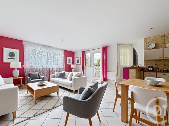 Appartement T3 &agrave; vendre - 3 pi&egrave;ces - 76,68 m2 - Sathonay Camp - 69 - RHONE-ALPES