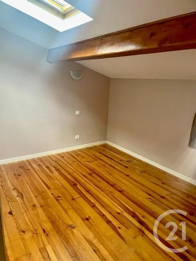 Appartement F3 &agrave; louer - 3 pi&egrave;ces - 78 m2 - Genay - 69 - RHONE-ALPES