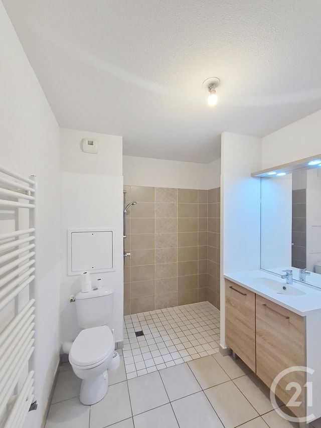 Appartement F2 &agrave; louer - 2 pi&egrave;ces - 39,25 m2 - Venissieux - 69 - RHONE-ALPES