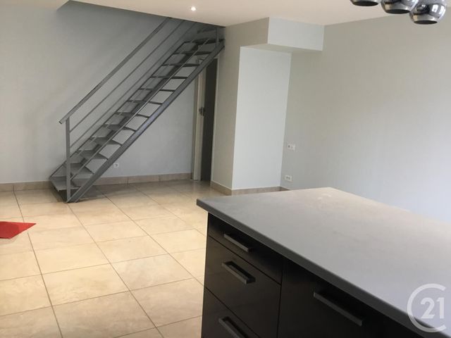 Maison &agrave; louer - 3 pi&egrave;ces - 80 m2 - Miribel - 01 - RHONE-ALPES