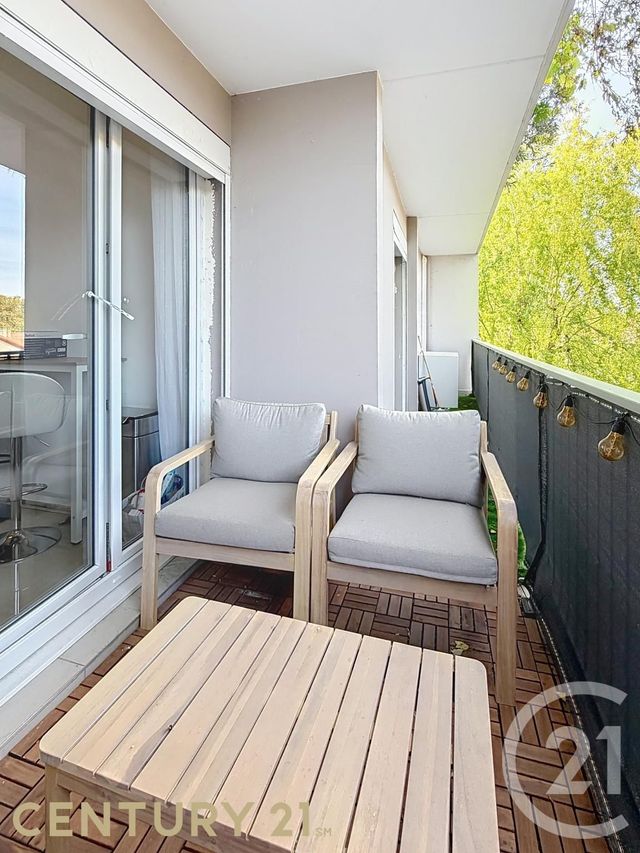 Appartement T3 &agrave; vendre - 3 pi&egrave;ces - 69 m2 - Rillieux La Pape - 69 - RHONE-ALPES