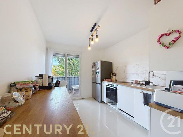 Appartement T3 &agrave; vendre - 3 pi&egrave;ces - 69 m2 - Rillieux La Pape - 69 - RHONE-ALPES