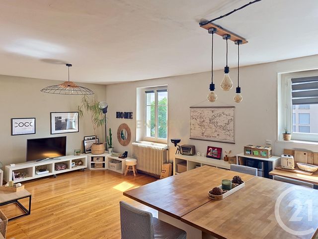 Appartement F4 &agrave; vendre - 4 pi&egrave;ces - 120 m2 - Sathonay Camp - 69 - RHONE-ALPES