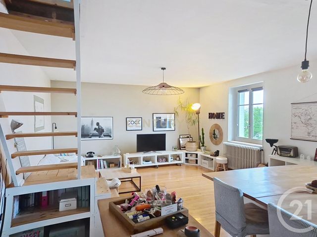 Appartement F4 &agrave; vendre - 4 pi&egrave;ces - 120 m2 - Sathonay Camp - 69 - RHONE-ALPES