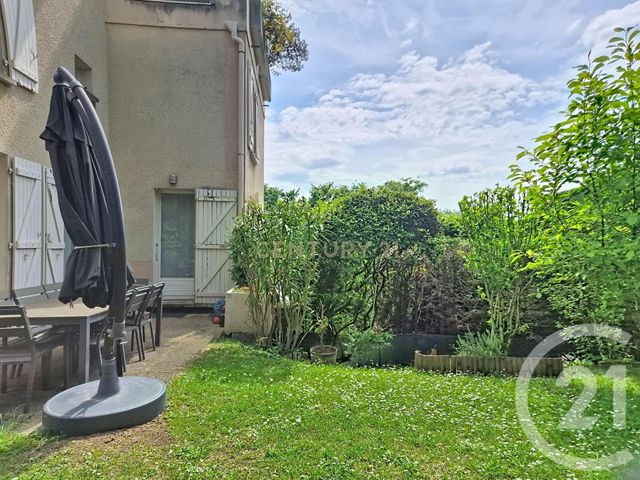 Appartement Duplex &agrave; vendre - 4 pi&egrave;ces - 84 m2 - Sathonay Camp - 69 - RHONE-ALPES