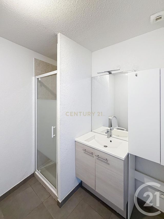 Appartement F2 &agrave; vendre - 2 pi&egrave;ces - 40,76 m2 - Rillieux La Pape - 69 - RHONE-ALPES