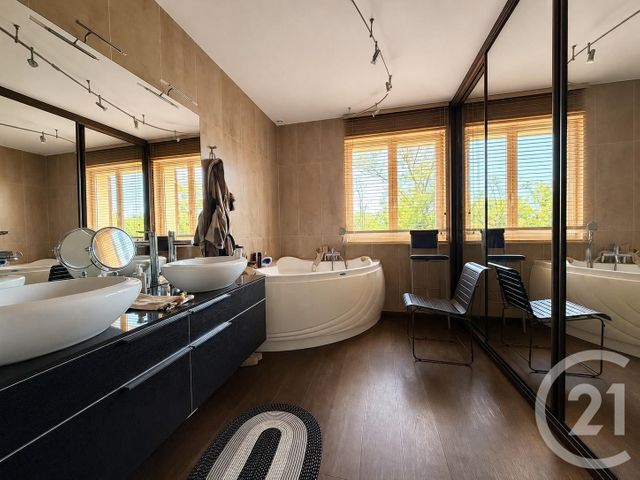 Maison &agrave; vendre - 5 pi&egrave;ces - 200 m2 - Sathonay Camp - 69 - RHONE-ALPES