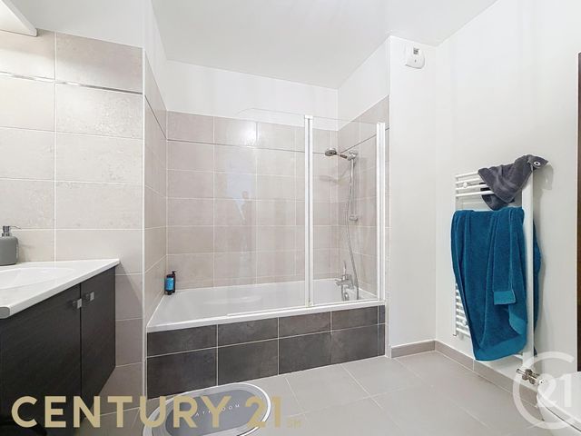 Appartement T2 &agrave; vendre - 2 pi&egrave;ces - 42,75 m2 - Sathonay Camp - 69 - RHONE-ALPES