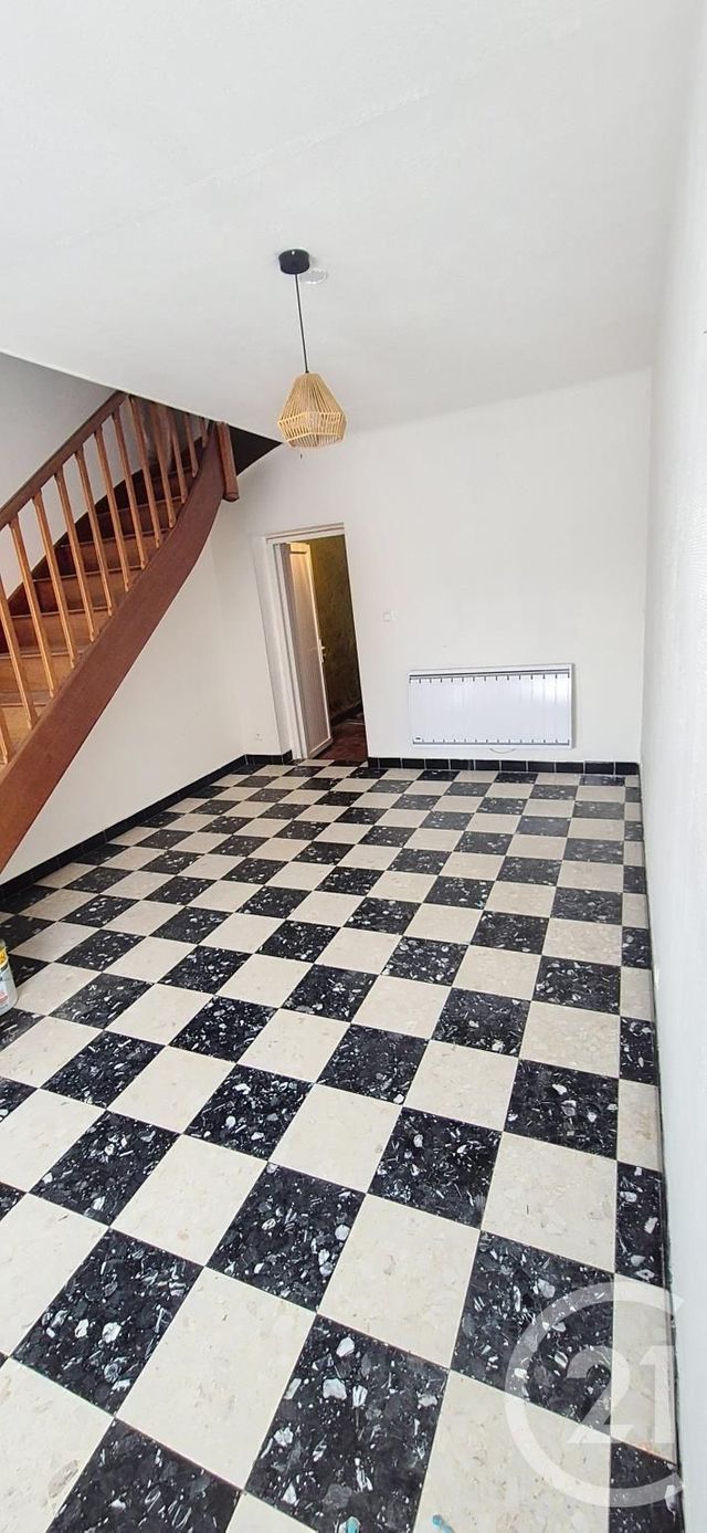 Maison &agrave; louer - 4 pi&egrave;ces - 85 m2 - St Andre De Corcy - 01 - RHONE-ALPES