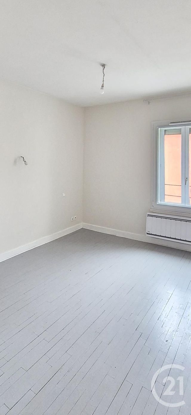Maison &agrave; louer - 4 pi&egrave;ces - 85 m2 - St Andre De Corcy - 01 - RHONE-ALPES