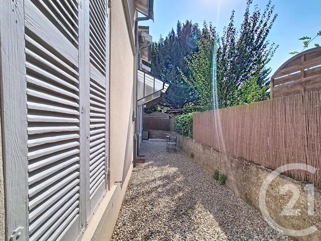 Appartement F2 &agrave; vendre - 2 pi&egrave;ces - 49 m2 - Sathonay Camp - 69 - RHONE-ALPES