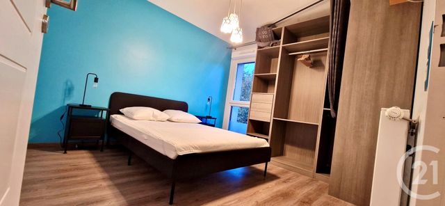 Appartement F2 &agrave; louer - 2 pi&egrave;ces - 43 m2 - Sathonay Camp - 69 - RHONE-ALPES