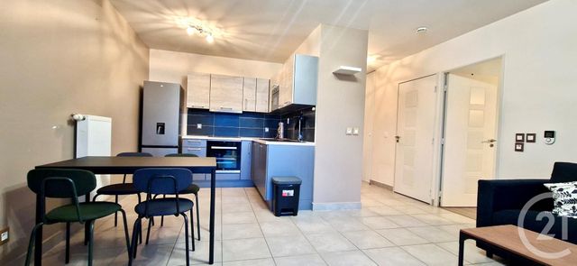 Appartement F2 &agrave; louer - 2 pi&egrave;ces - 43 m2 - Sathonay Camp - 69 - RHONE-ALPES