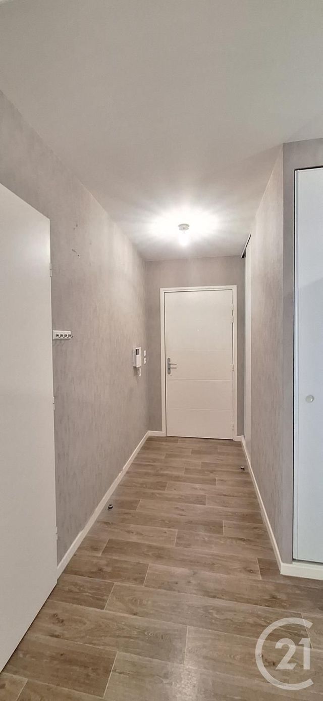Appartement F4 à vendre - 4 pièces - 82 m2 - Arpajon - 91 - ILE-DE-FRANCE