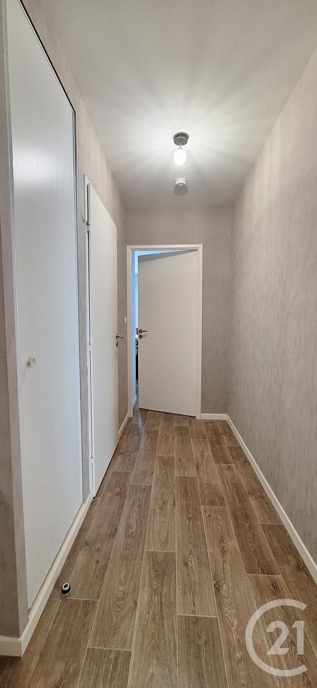 Appartement F4 à vendre - 4 pièces - 82 m2 - Arpajon - 91 - ILE-DE-FRANCE