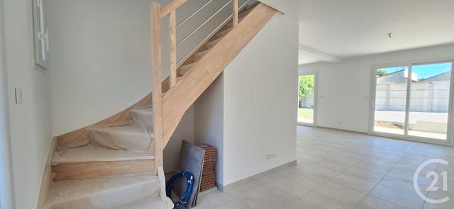 Maison à vendre - 5 pièces - 78,08 m2 - St Germain Les Arpajon - 91 - ILE-DE-FRANCE