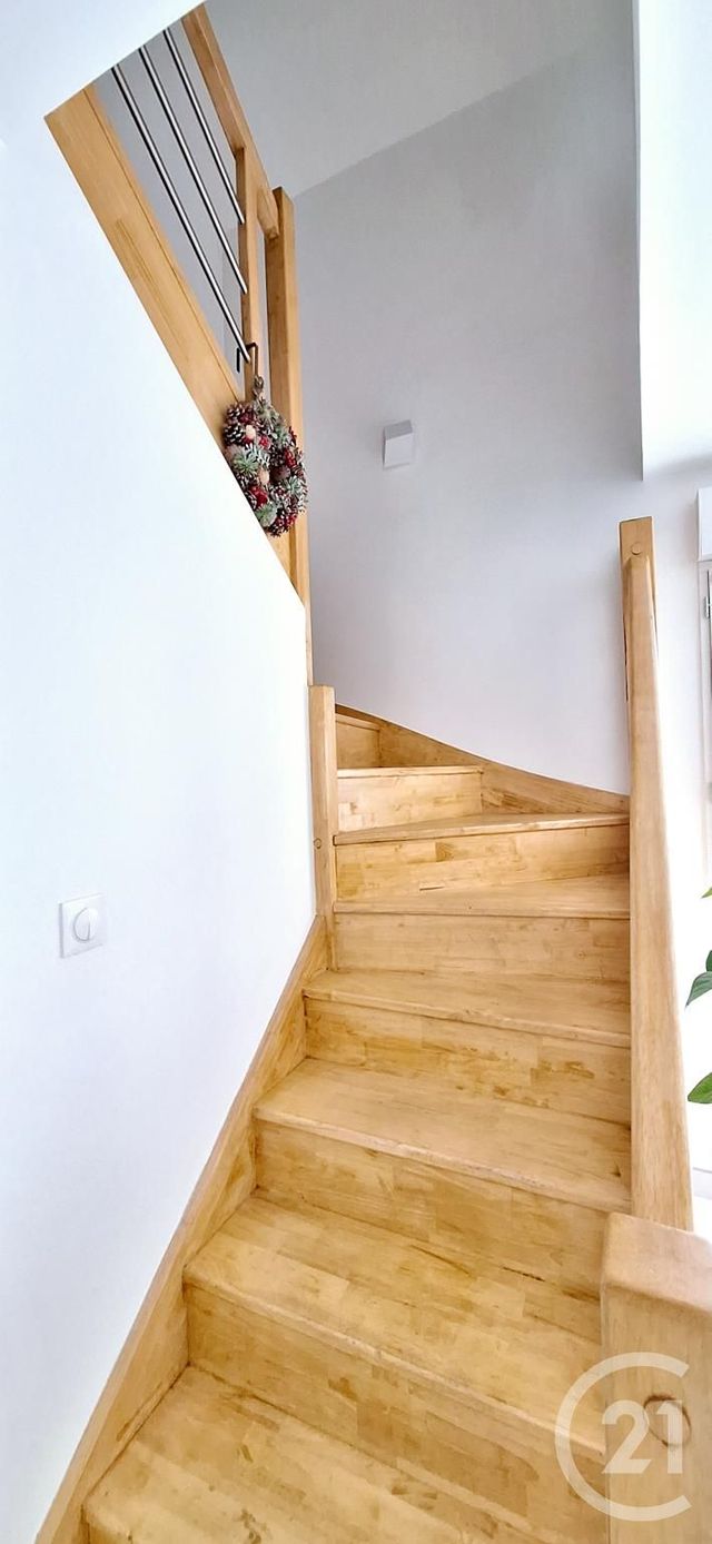 Appartement Duplex &agrave; vendre - 3 pi&egrave;ces - 65,85 m2 - Arpajon - 91 - ILE-DE-FRANCE