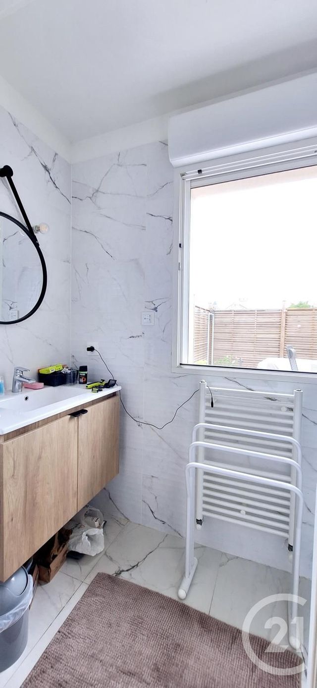 Appartement Duplex &agrave; vendre - 3 pi&egrave;ces - 65,85 m2 - Arpajon - 91 - ILE-DE-FRANCE