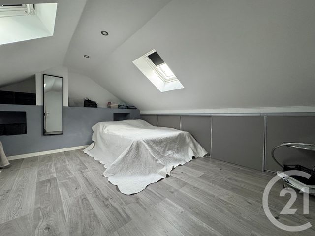 Maison à vendre - 5 pièces - 77,46 m2 - Evry - 91 - ILE-DE-FRANCE