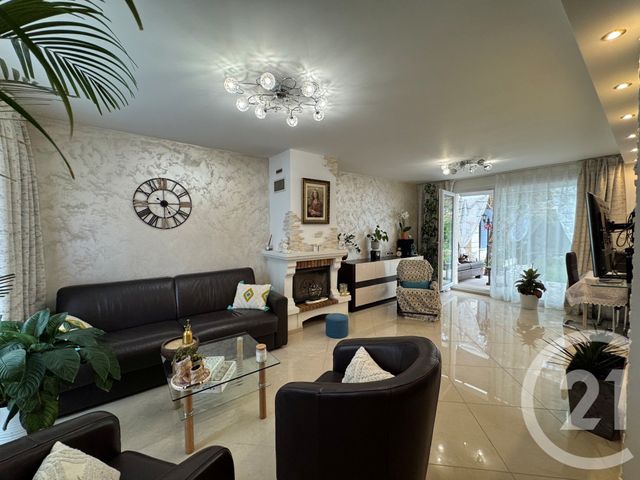 Maison à vendre - 5 pièces - 77,46 m2 - Evry - 91 - ILE-DE-FRANCE