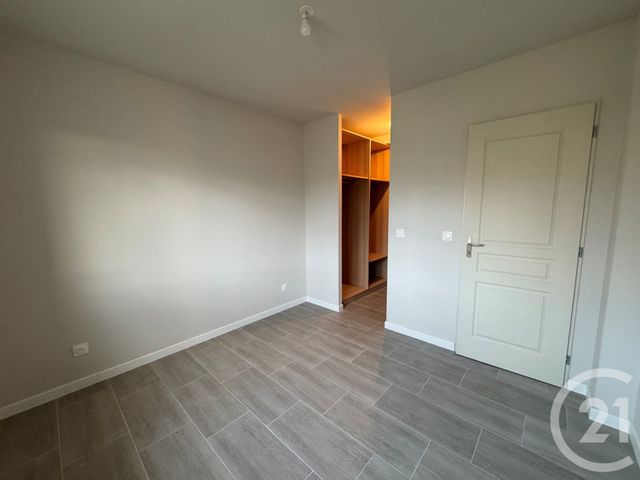 Maison &agrave; louer - 5 pi&egrave;ces - 100,20 m2 - Ollainville - 91 - ILE-DE-FRANCE