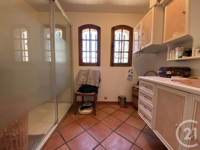 Maison à vendre - 7 pièces - 180 m2 - La Seyne Sur Mer - 83 - PROVENCE-ALPES-COTE-D-AZUR