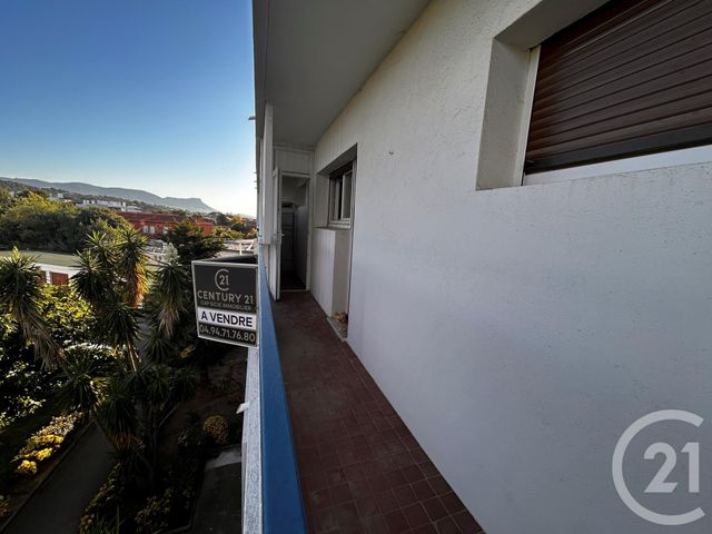 Appartement T2 à vendre - 2 pièces - 58,52 m2 - La Seyne Sur Mer - 83 - PROVENCE-ALPES-COTE-D-AZUR