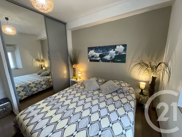 Appartement F3 à vendre - 3 pièces - 64,10 m2 - La Seyne Sur Mer - 83 - PROVENCE-ALPES-COTE-D-AZUR