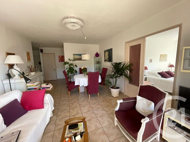 Appartement F4 à vendre - 4 pièces - 86,72 m2 - La Seyne Sur Mer - 83 - PROVENCE-ALPES-COTE-D-AZUR