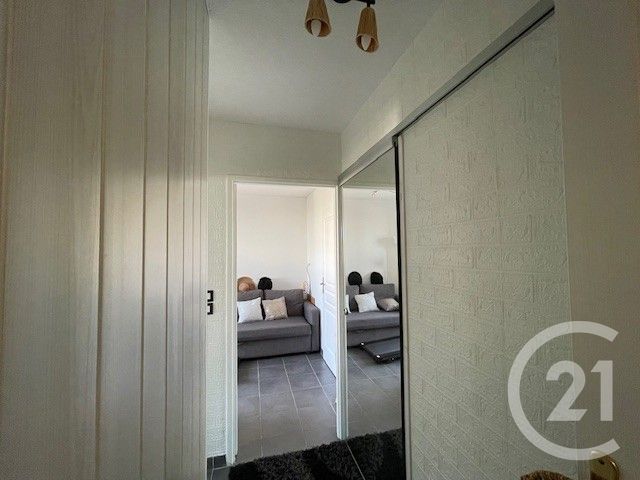 Appartement F4 à vendre - 4 pièces - 83,10 m2 - La Seyne Sur Mer - 83 - PROVENCE-ALPES-COTE-D-AZUR