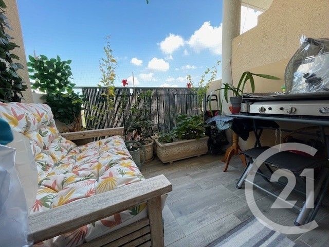 Appartement F4 à vendre - 4 pièces - 83,10 m2 - La Seyne Sur Mer - 83 - PROVENCE-ALPES-COTE-D-AZUR