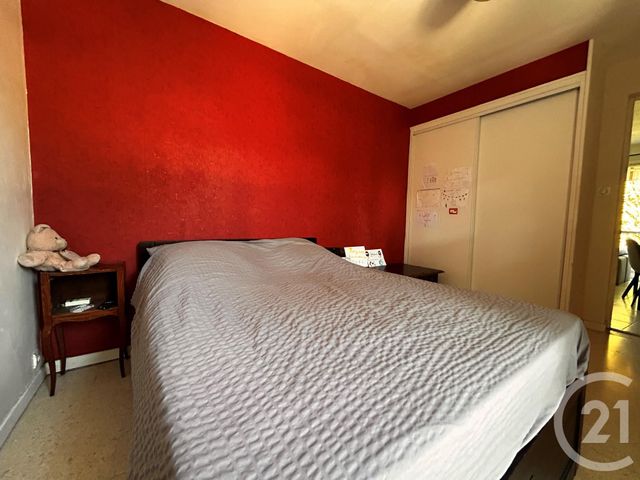 Appartement F4 à vendre - 4 pièces - 70 m2 - La Seyne Sur Mer - 83 - PROVENCE-ALPES-COTE-D-AZUR