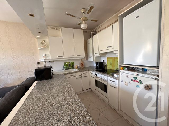 Appartement F3 à vendre - 3 pièces - 77,30 m2 - St Mandrier Sur Mer - 83 - PROVENCE-ALPES-COTE-D-AZUR