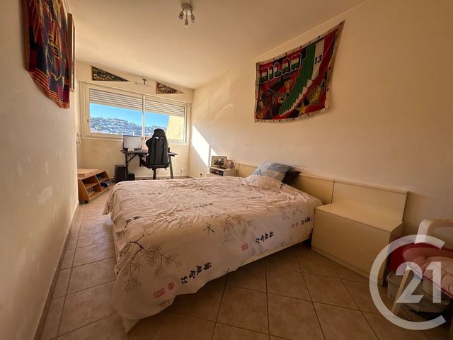 Appartement F3 à vendre - 3 pièces - 77,30 m2 - St Mandrier Sur Mer - 83 - PROVENCE-ALPES-COTE-D-AZUR