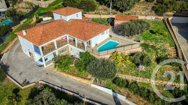 Maison à vendre - 8 pièces - 211,52 m2 - Ollioules - 83 - PROVENCE-ALPES-COTE-D-AZUR