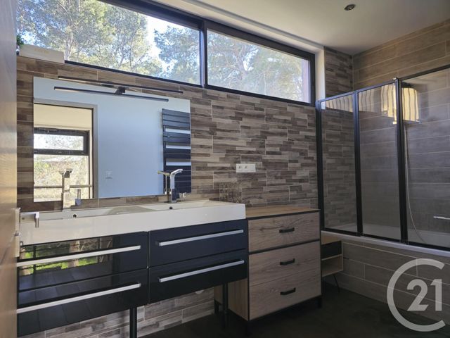 Maison &agrave; vendre - 6 pi&egrave;ces - 196,40 m2 - La Seyne Sur Mer - 83 - PROVENCE-ALPES-COTE-D-AZUR