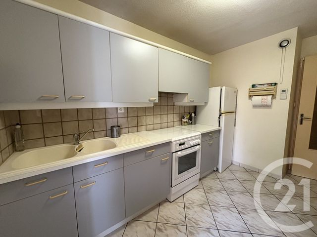 Appartement &agrave; vendre - 2 pi&egrave;ces - 60 m2 - La Seyne Sur Mer - 83 - PROVENCE-ALPES-COTE-D-AZUR