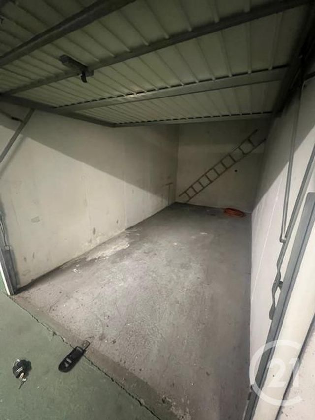 Parking &agrave; vendre - 11,09 m2 - Nice - 06 - PROVENCE-ALPES-COTE-D-AZUR