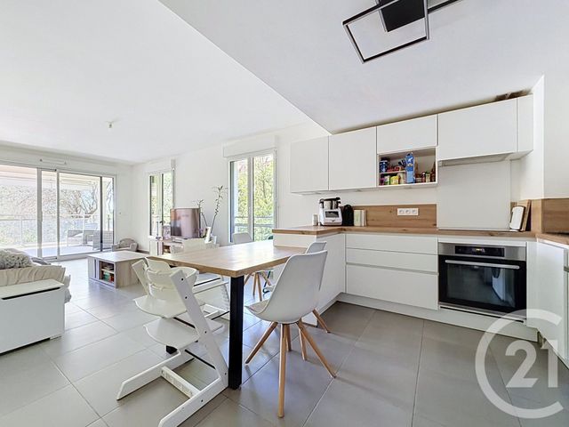 Appartement F4 &agrave; vendre - 4 pi&egrave;ces - 73,61 m2 - Nice - 06 - PROVENCE-ALPES-COTE-D-AZUR