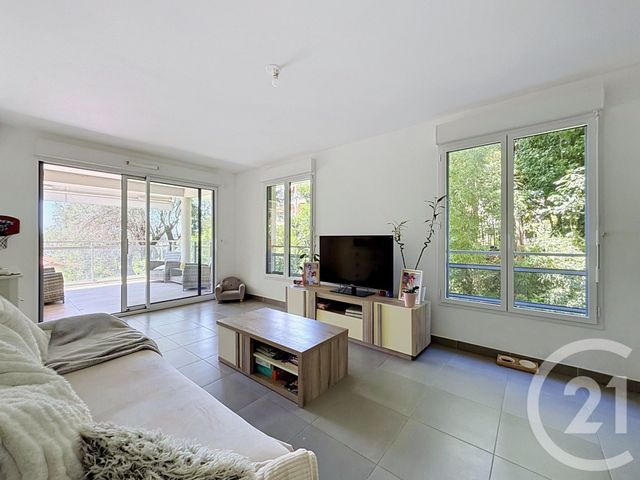 Appartement F4 &agrave; vendre - 4 pi&egrave;ces - 73,61 m2 - Nice - 06 - PROVENCE-ALPES-COTE-D-AZUR