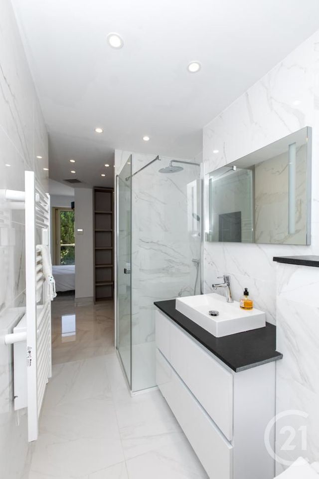 Appartement F3 &agrave; louer - 3 pi&egrave;ces - 78 m2 - Nice - 06 - PROVENCE-ALPES-COTE-D-AZUR