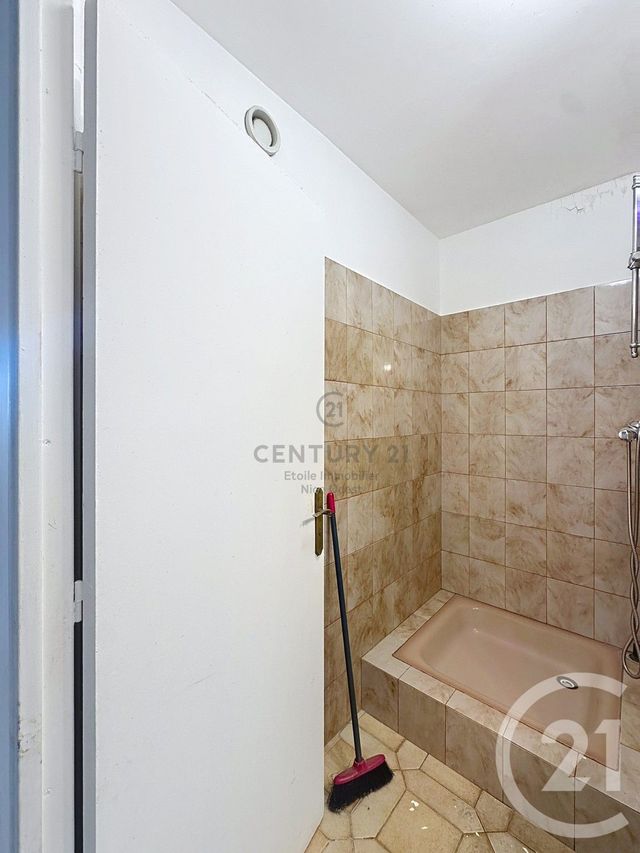 Appartement F3 à vendre - 3 pièces - 61,59 m2 - Nice - 06 - PROVENCE-ALPES-COTE-D-AZUR