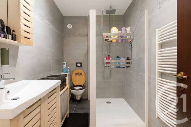 Appartement F3 à vendre - 3 pièces - 64,87 m2 - Nice - 06 - PROVENCE-ALPES-COTE-D-AZUR