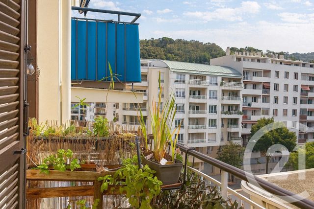 Appartement F3 à vendre - 3 pièces - 64,87 m2 - Nice - 06 - PROVENCE-ALPES-COTE-D-AZUR