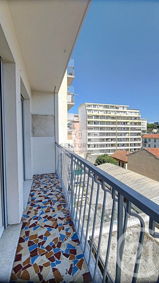 Appartement F2 &agrave; louer - 2 pi&egrave;ces - 44,17 m2 - Nice - 06 - PROVENCE-ALPES-COTE-D-AZUR